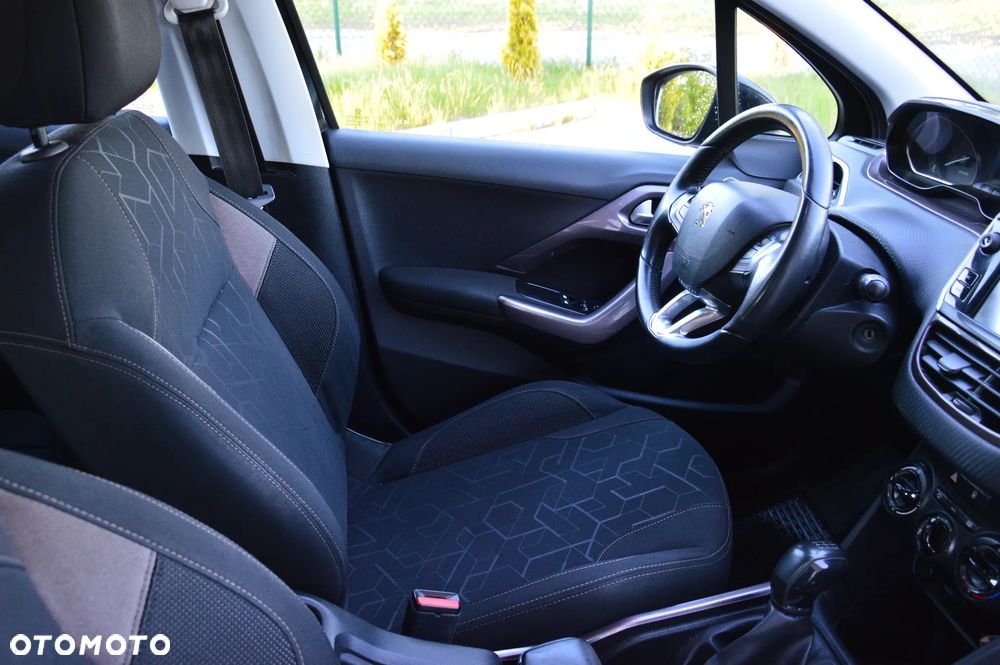 Peugeot 2008 - 22