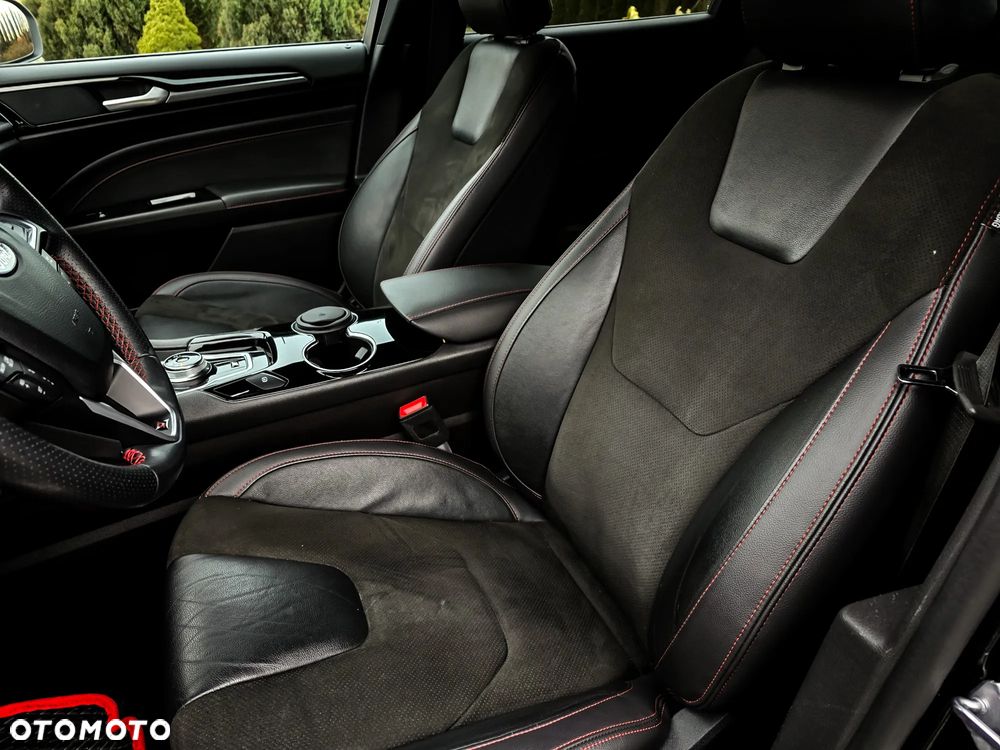 Ford Mondeo 2.0 EcoBlue ST-Line - 29