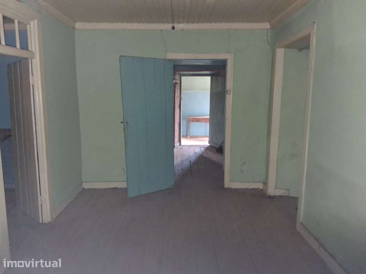 Moradia para Restaurar com Terreno Urbano – Cadaixo, Miranda do Corvo - Grande imagem: 4/40