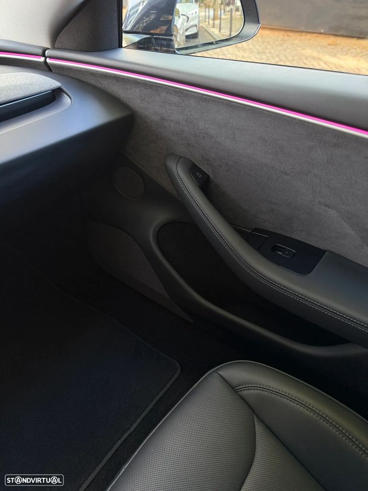 Tesla Model 3 Long Range Tração Integral Premium - 11