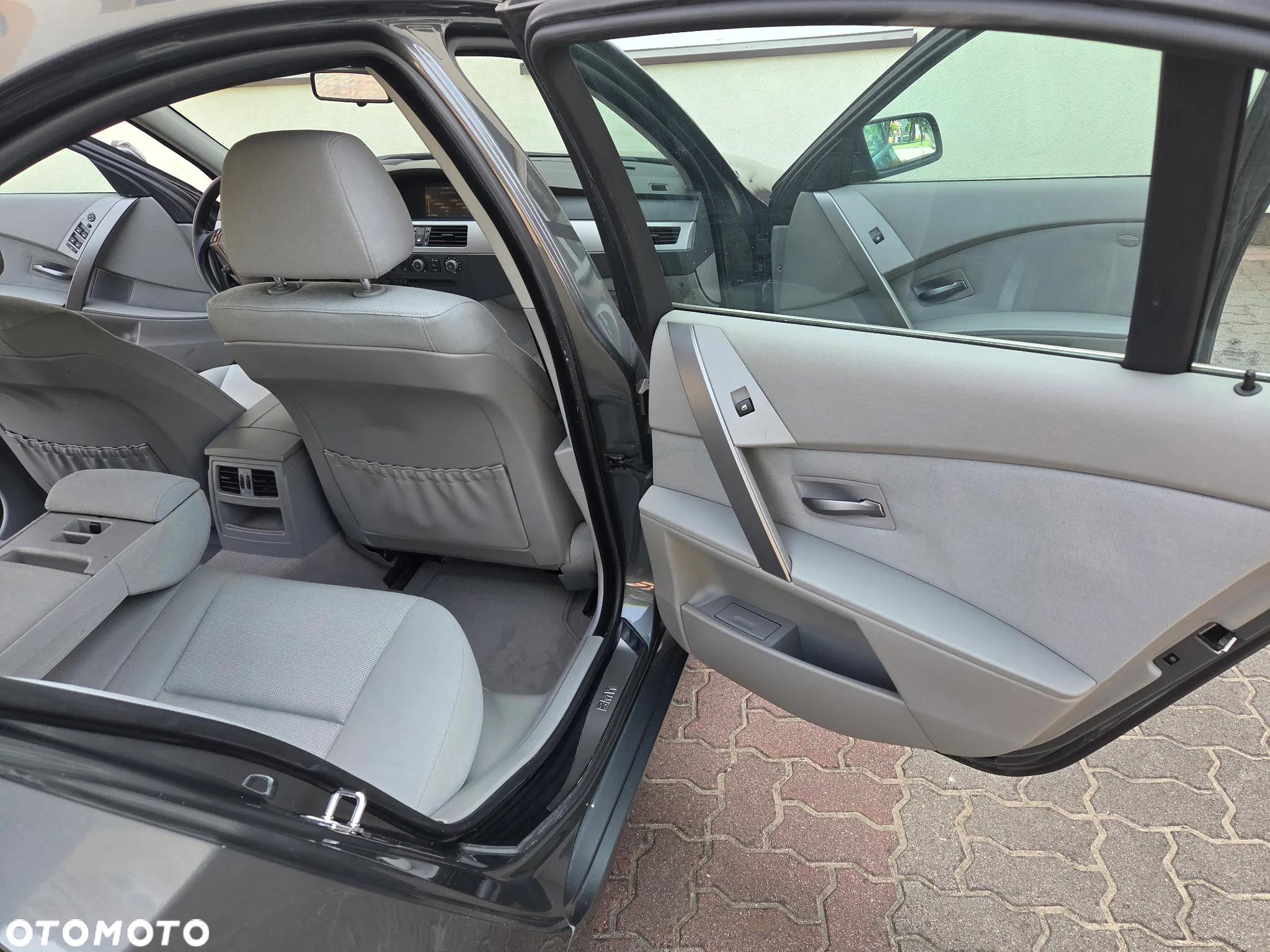BMW Seria 5 - 25