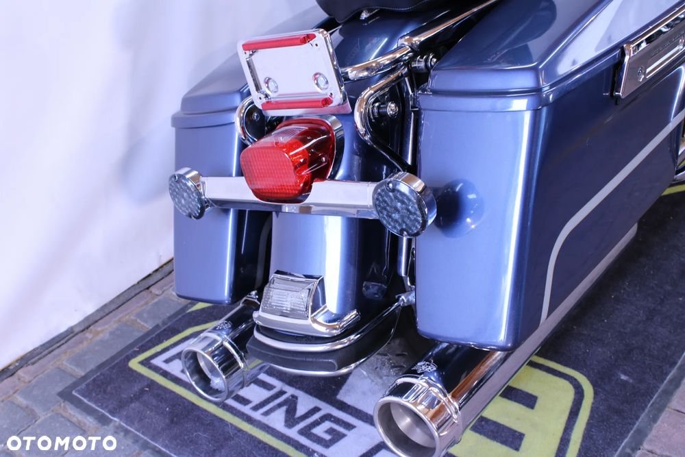 Harley-Davidson Touring Road King - 14