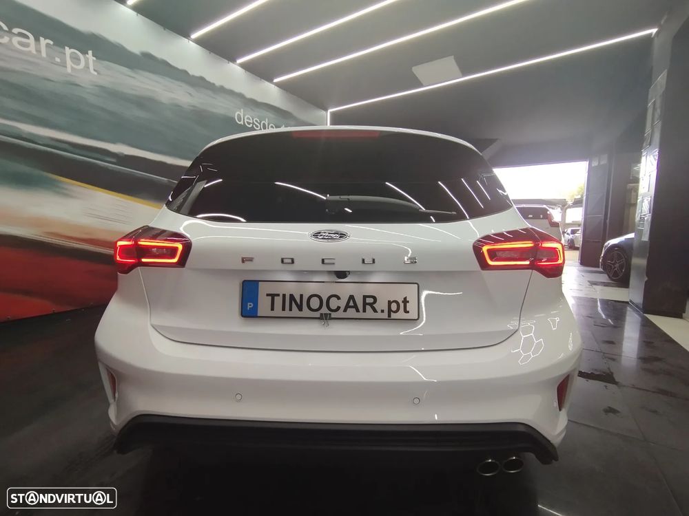 Ford Focus 1.0 EcoBoost MHEV ST-Line - 12
