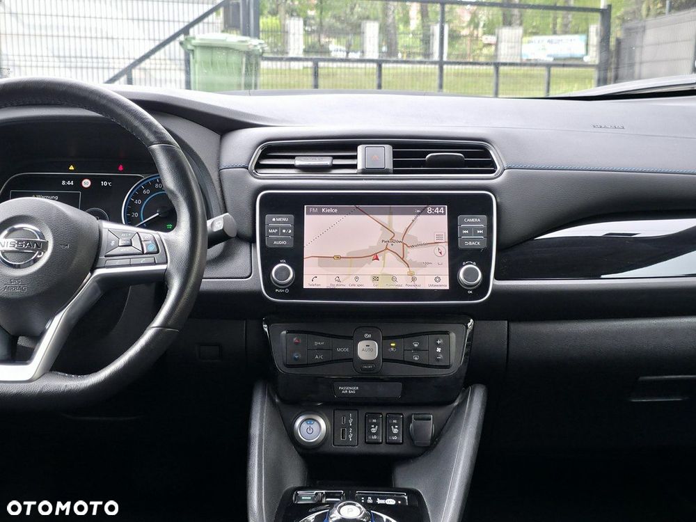 Nissan Leaf - 14