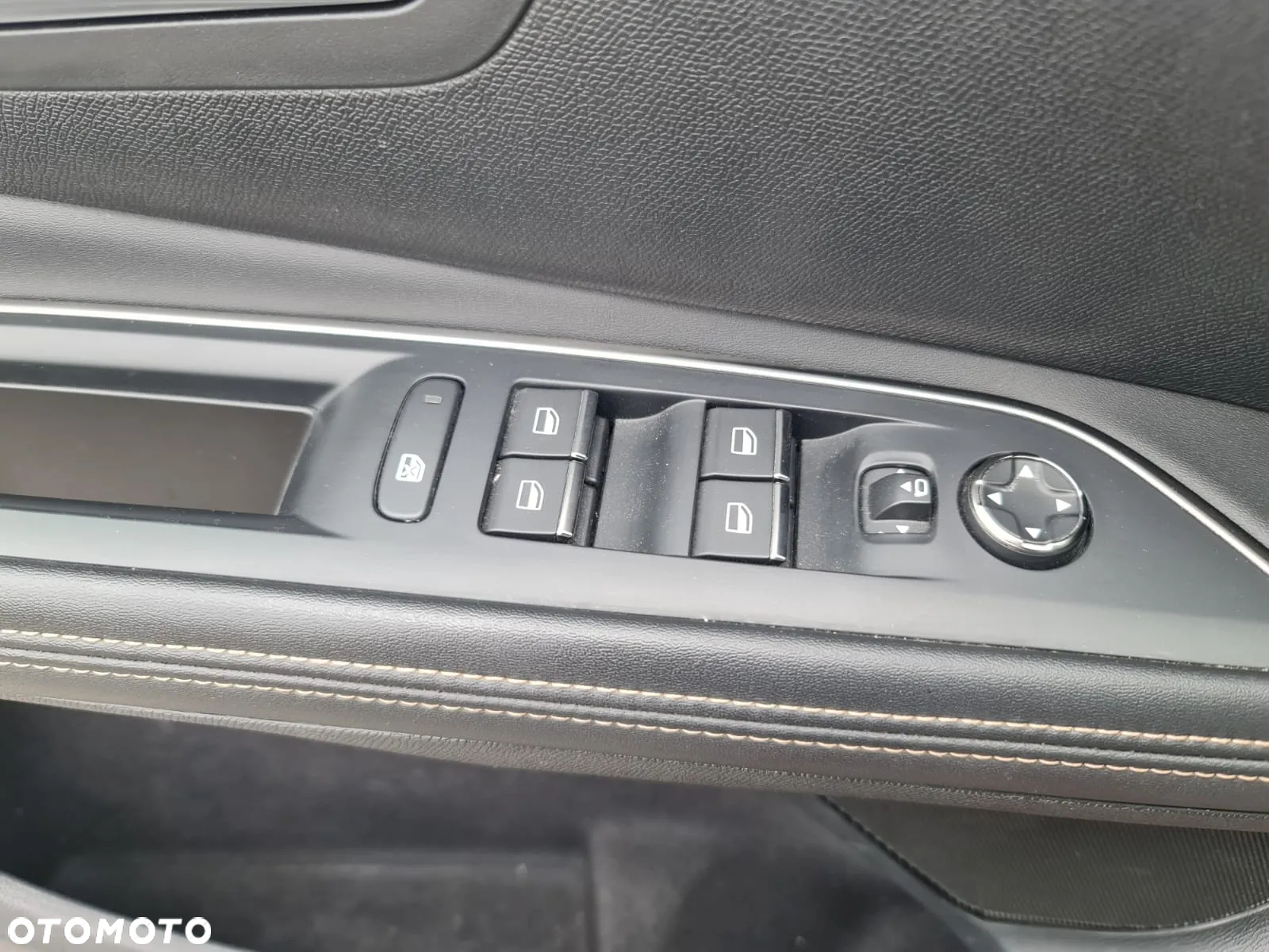 Peugeot 5008 2.0 BlueHDi GT Pack S&S EAT8 - 30