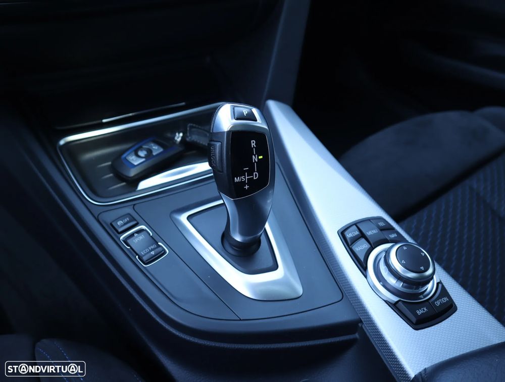 BMW 320 Gran Turismo d Auto Pack M - 39