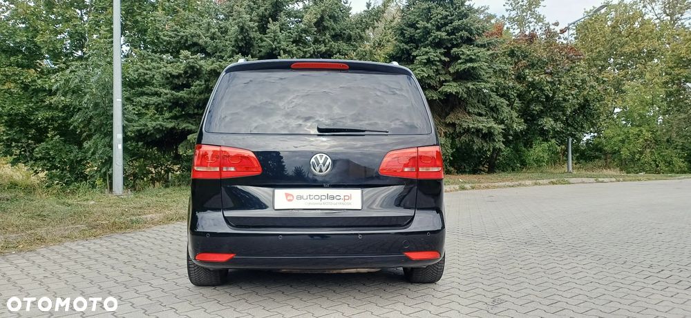 Volkswagen Touran 2.0 TDI DPF DSG Highline - 12