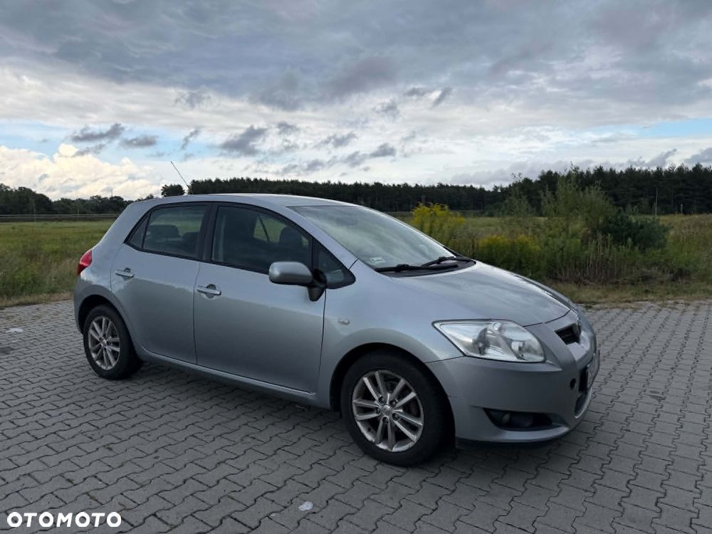 Toyota Auris 1.6 VVT-i Luna - 4