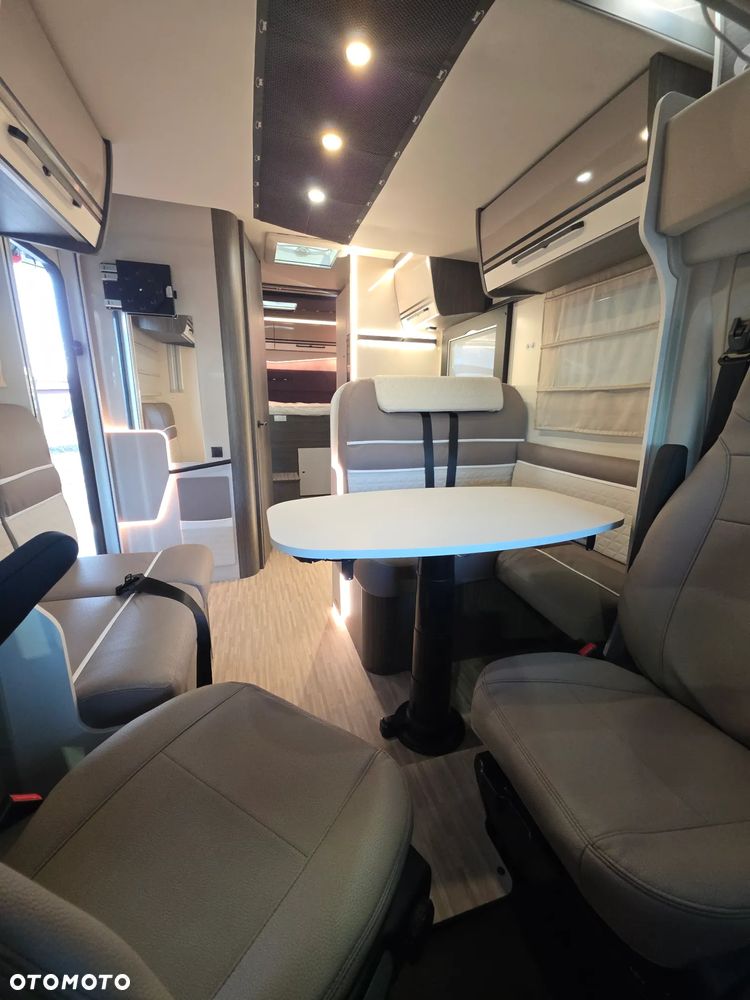 McLOUIS MC4 860 - MODEL 2026 -AUTOMAT ZIMOWY  5 osobowy, 6.99m  PoŁintegra 2x łóżko Elektryczne - 39