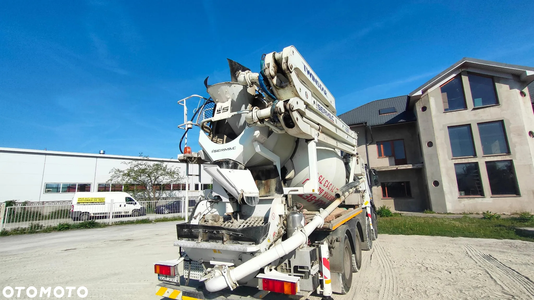 Iveco TRAKKER - 4