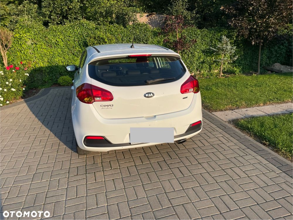 Kia Ceed Cee'd 1.4 CRDi L - 2