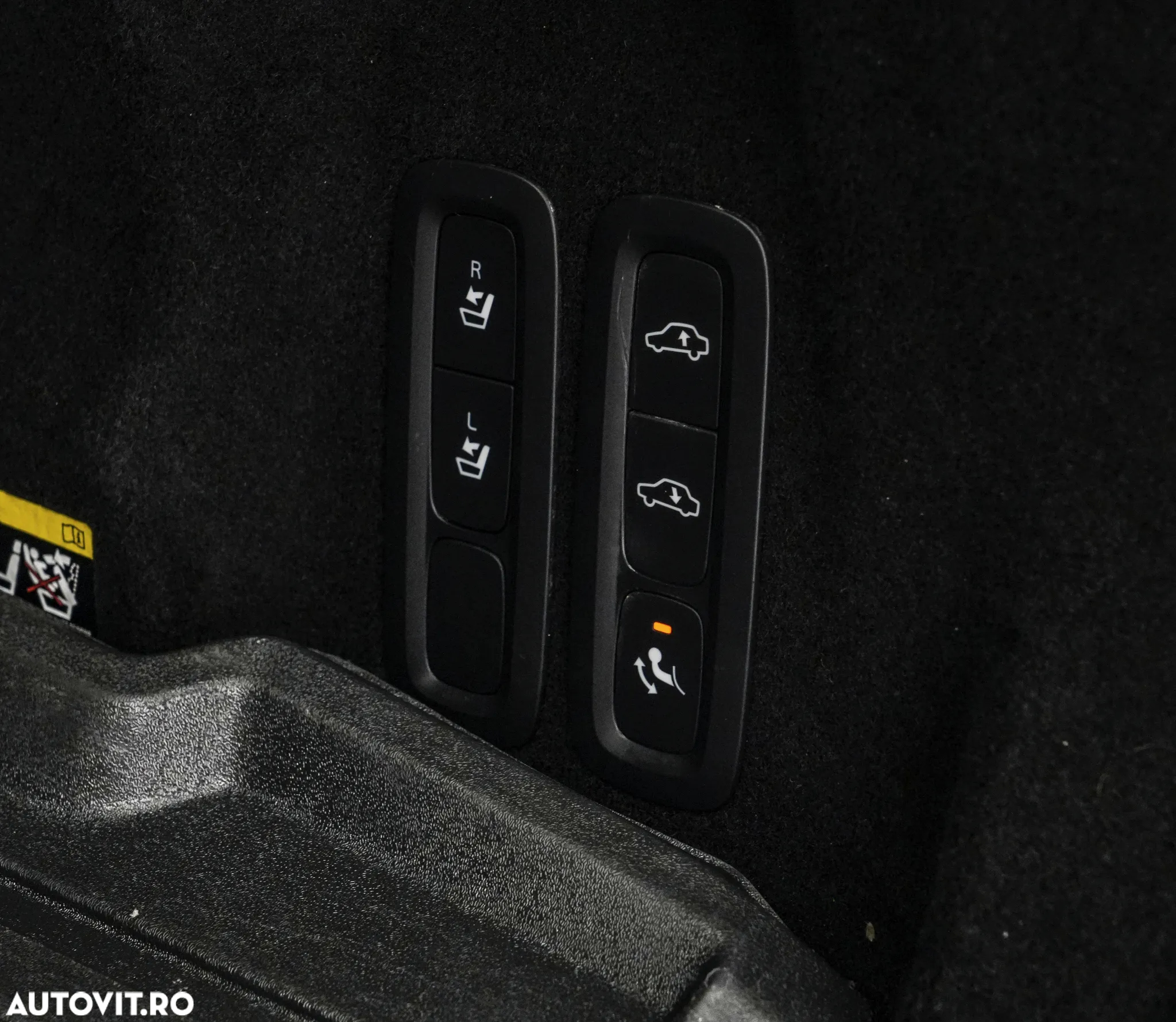 Volvo XC 60 D4 Inscription - 31