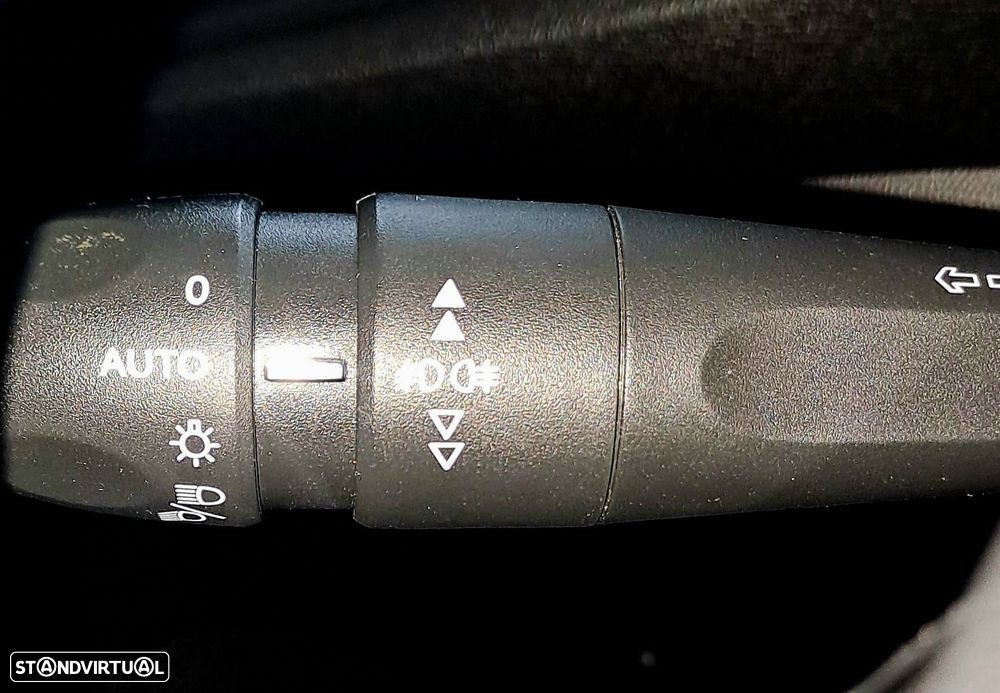 Peugeot 308 1.6 BlueHDi Active J17 - 23