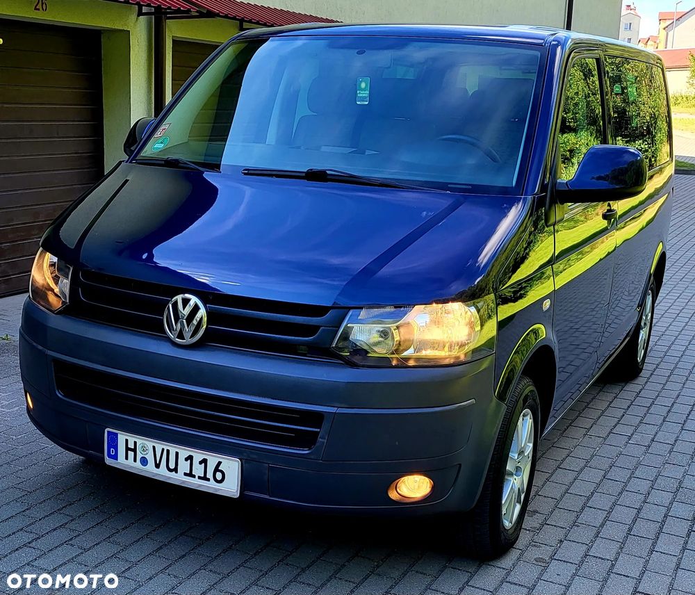 Volkswagen Transporter - 1