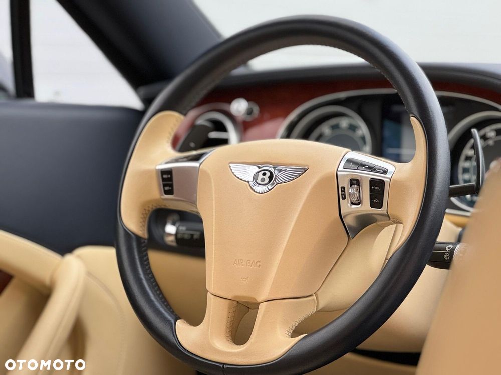 Bentley Continental GT - 27