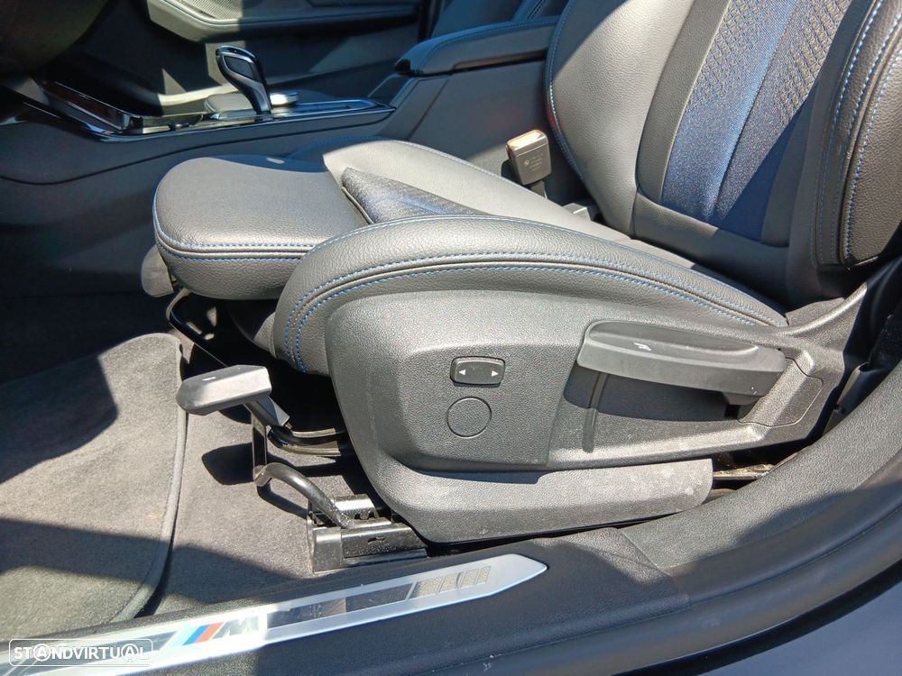 BMW 116 d Pack Desportivo M Auto - 15