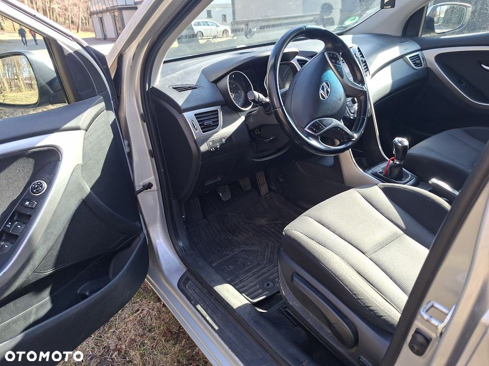 Hyundai i30 1.6 CRDi Classic - 3