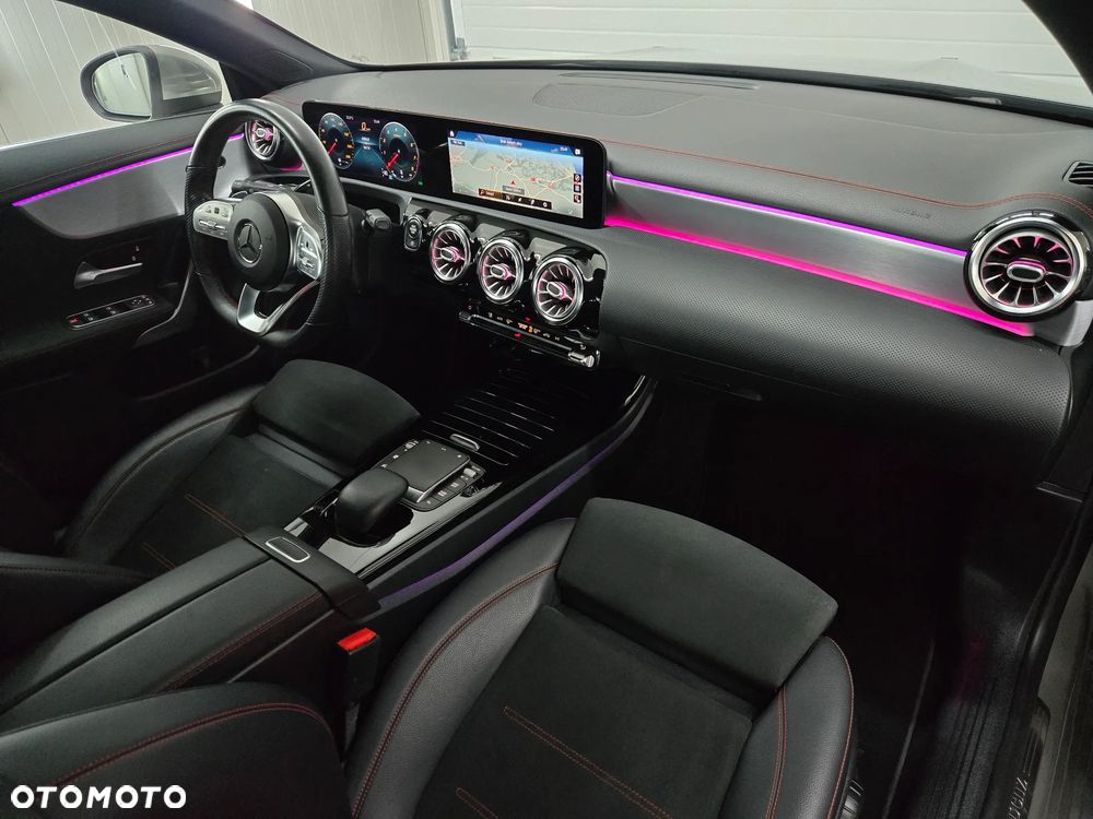 Mercedes-Benz CLA 200 7G-DCT AMG Line - 4