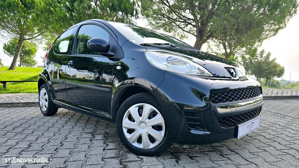 Peugeot 107 1.0 Urban - 11