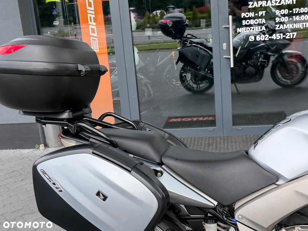 Honda CBF - 10
