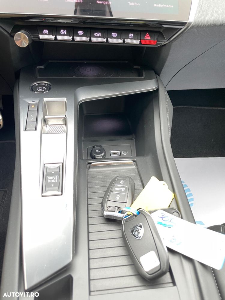 Peugeot 308 1.2L PureTech S&S EAT8 GT Pack - 26