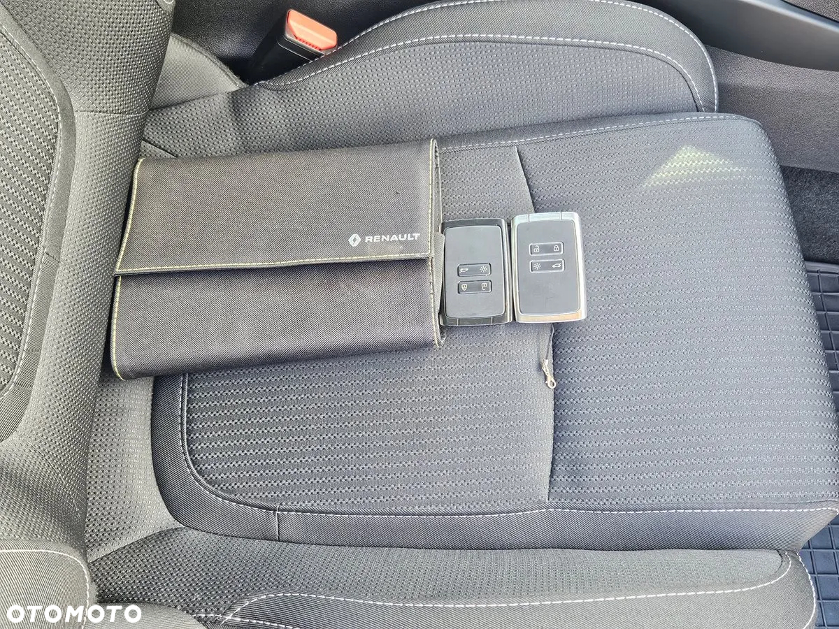 Renault Megane Grandtour TCe 140 GPF EDC LIMITED - 12