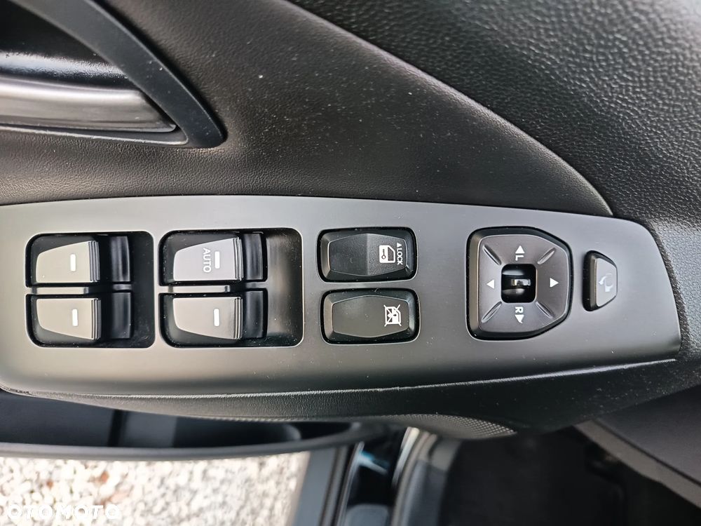 Hyundai ix35 blue 1.6 2WD Finale - 28