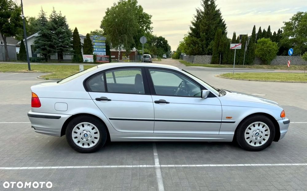 BMW Seria 3 - 1