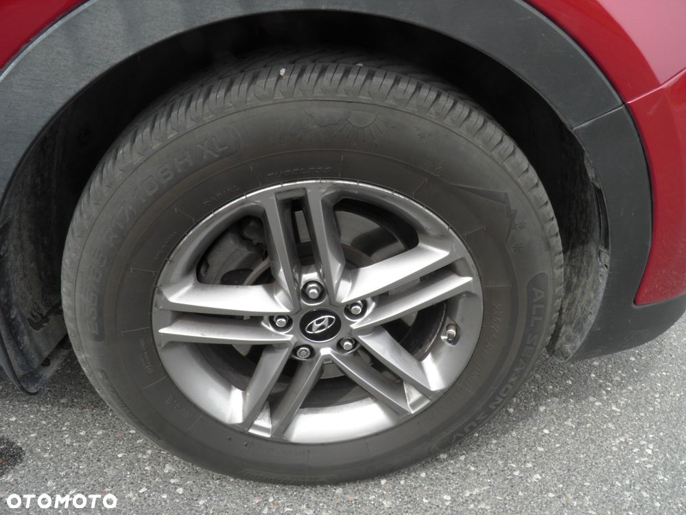 Hyundai Santa Fe 2.4 Sport Utility - 17