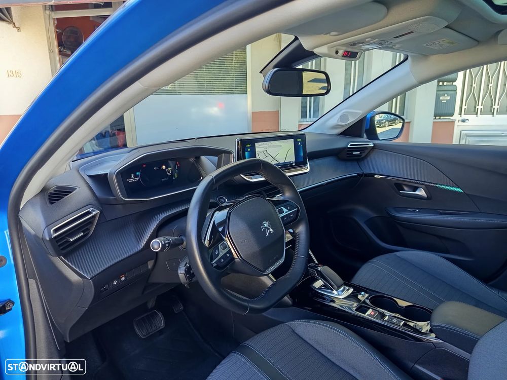 Peugeot e-208 Allure Pack - 14