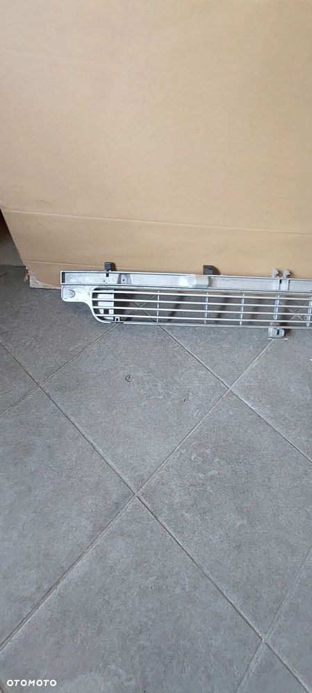 Atrapa gril dolnyvw t4 - 2