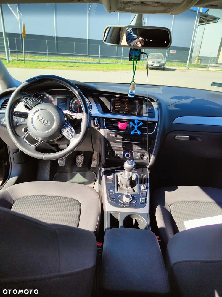 Audi A4 Avant 2.0 TDI ultra - 10