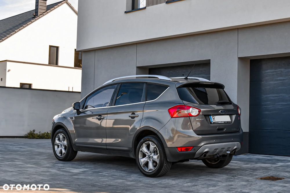 Ford Kuga 2.0 TDCi 4WD Titanium - 2
