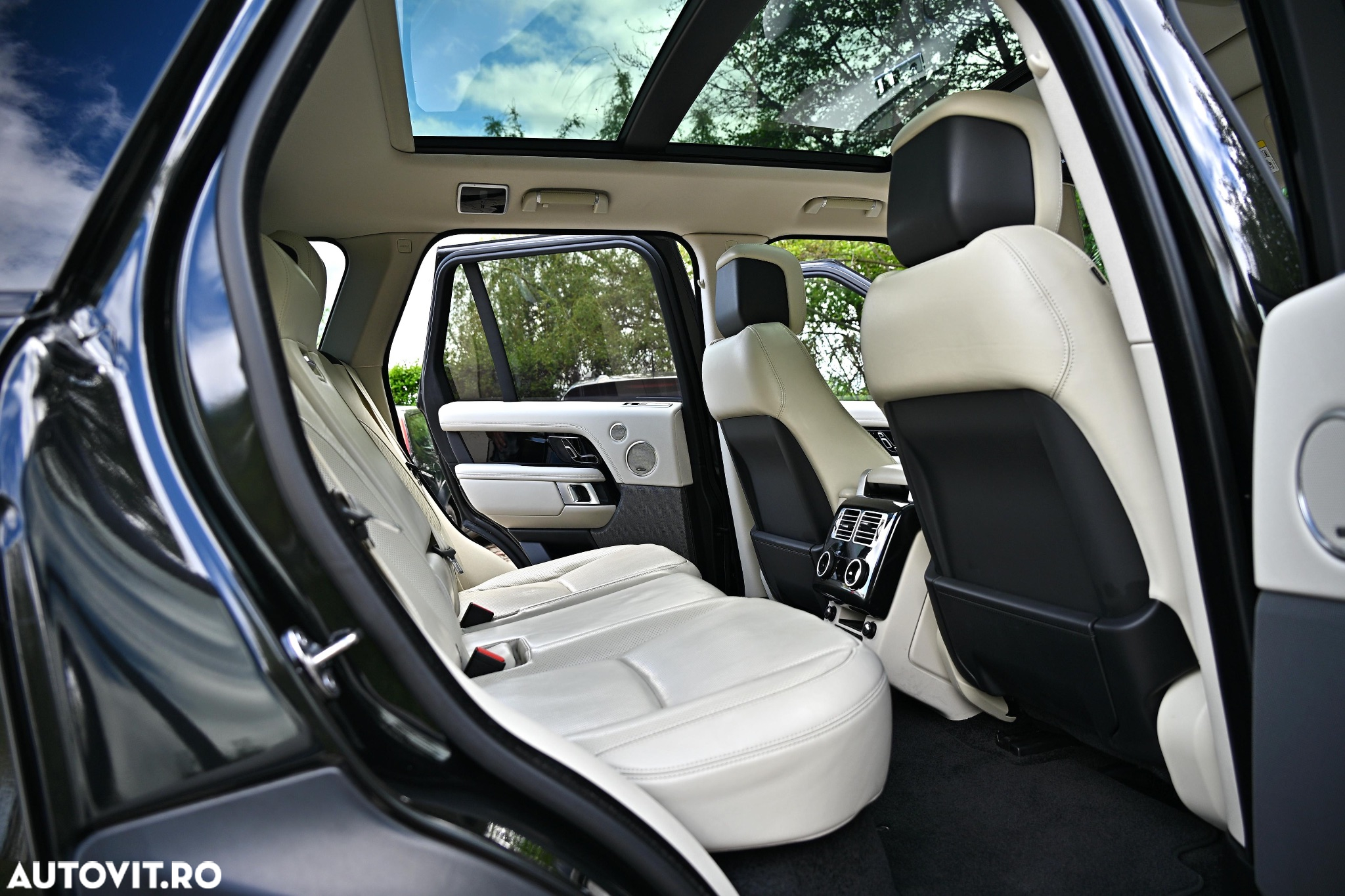 Land Rover Range Rover Vogue - 22