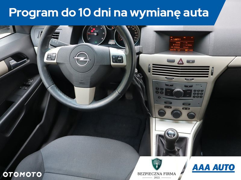 Opel Astra - 8