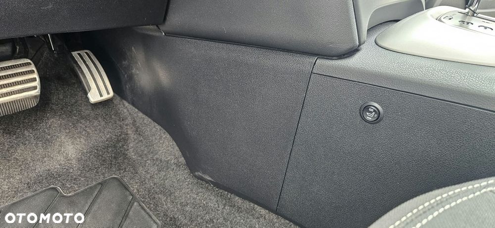 Nissan Qashqai 2.0 CVT tekna - 9