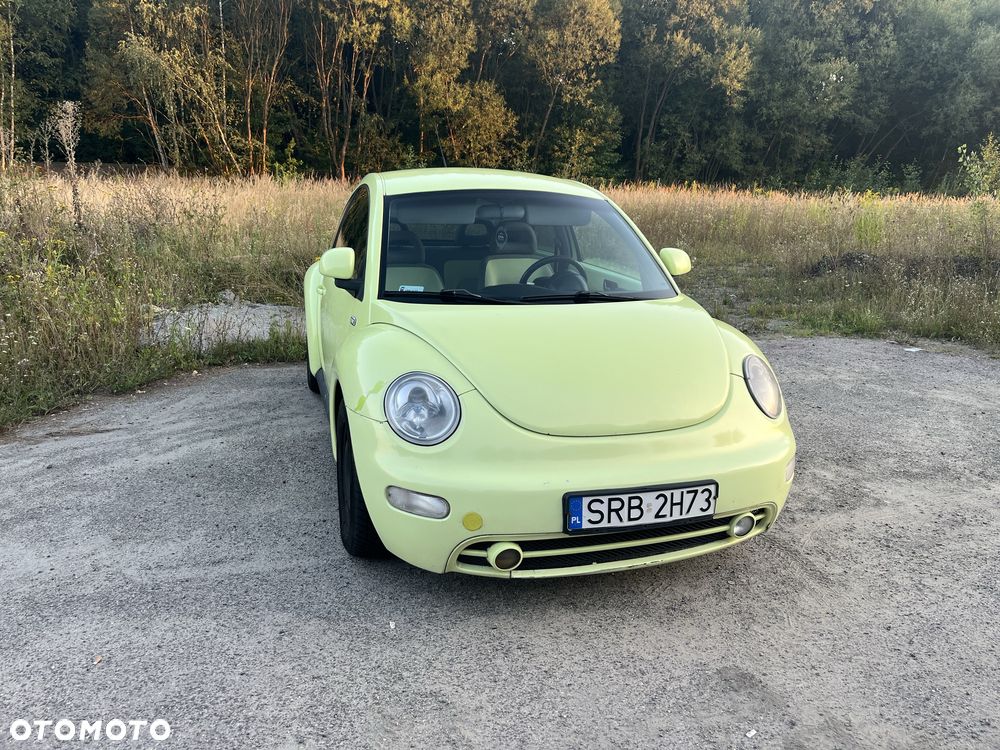 Volkswagen New Beetle - 1