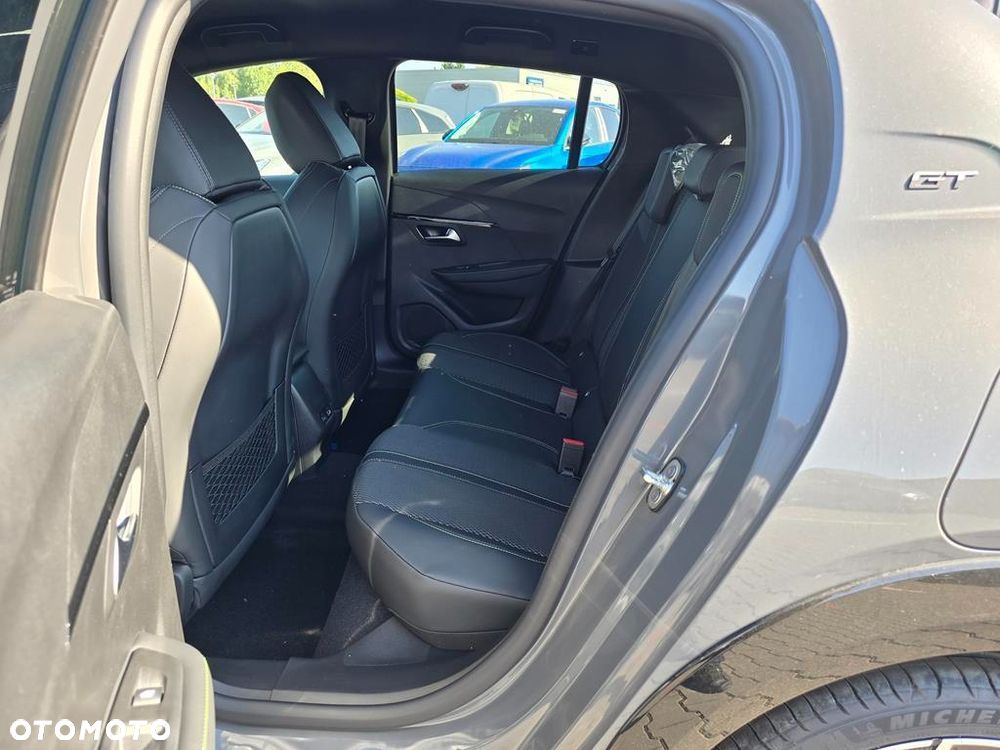 Peugeot 208 1.2 mHEV GT - 9