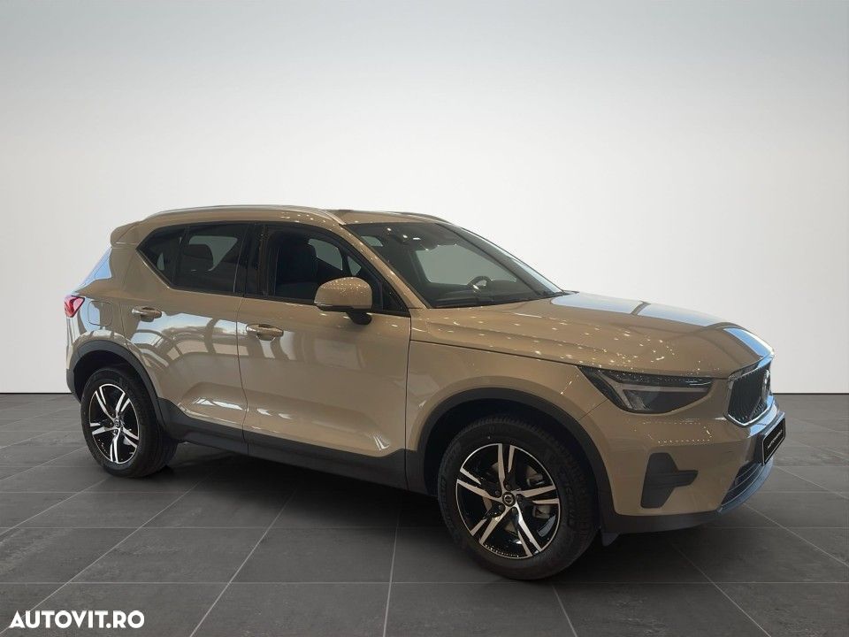Volvo XC 40 B3 AT FWD MHEV Core - 8