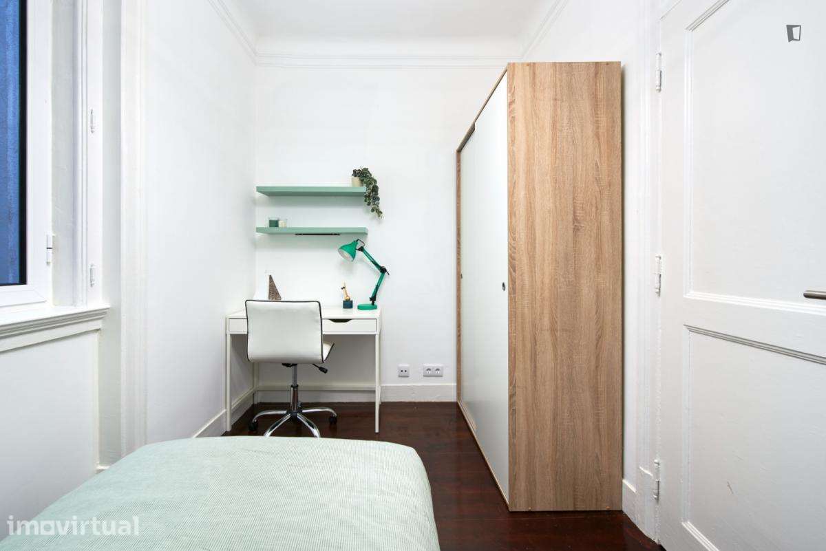 Quarto - localizado em Picoas Lisbon - Grande imagem: 4/35