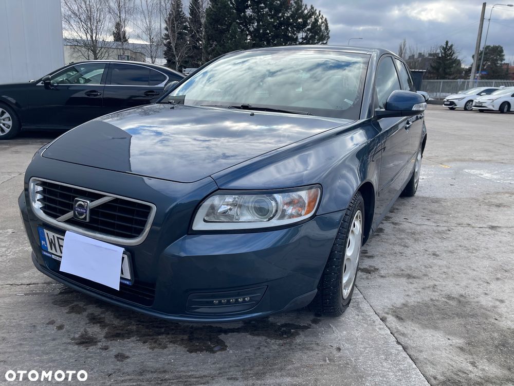 Volvo V50 2.0D Momentum - 1