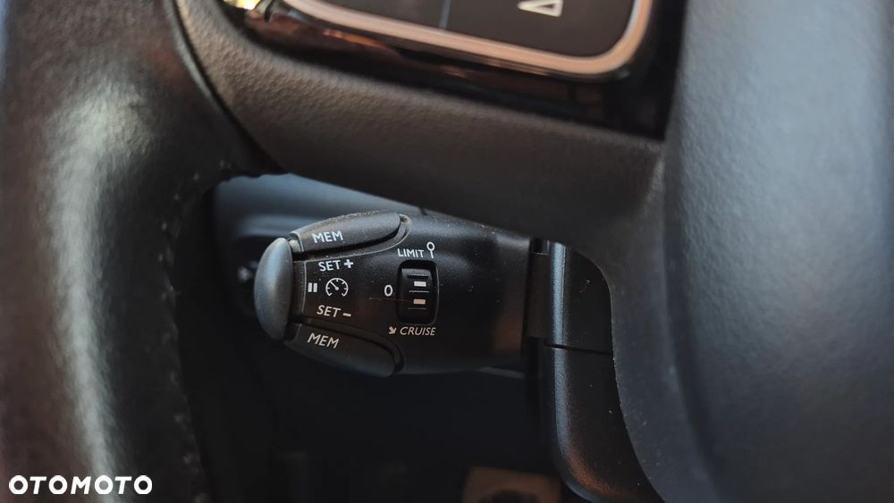 Citroën C3 1.2 PureTech Shine S&S - 25