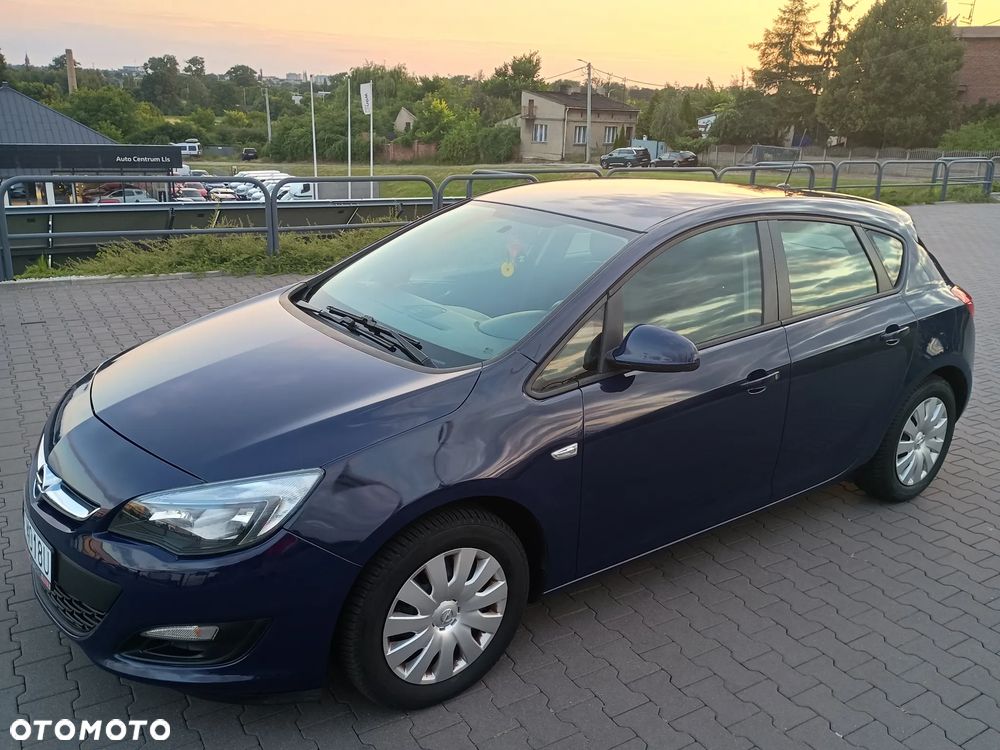 Opel Astra 1.4 ecoFLEX - 9