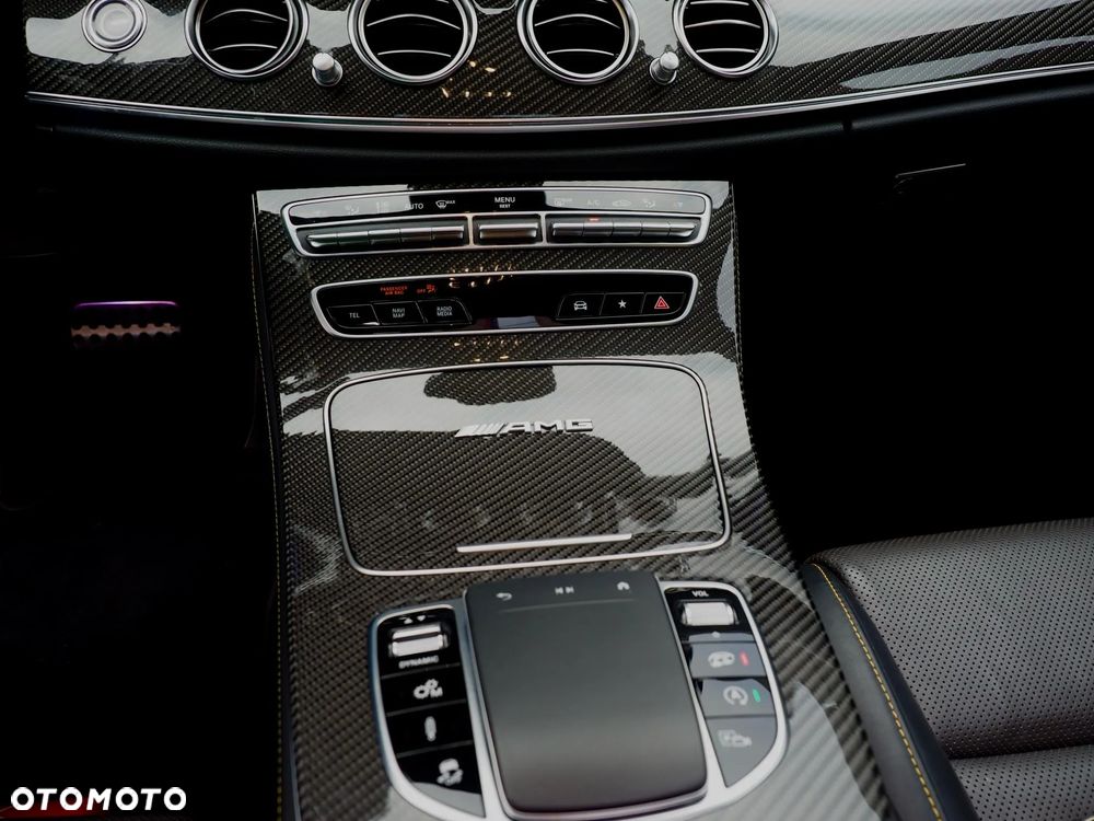 Mercedes-Benz Klasa E AMG 63 S 4-Matic+ - 15