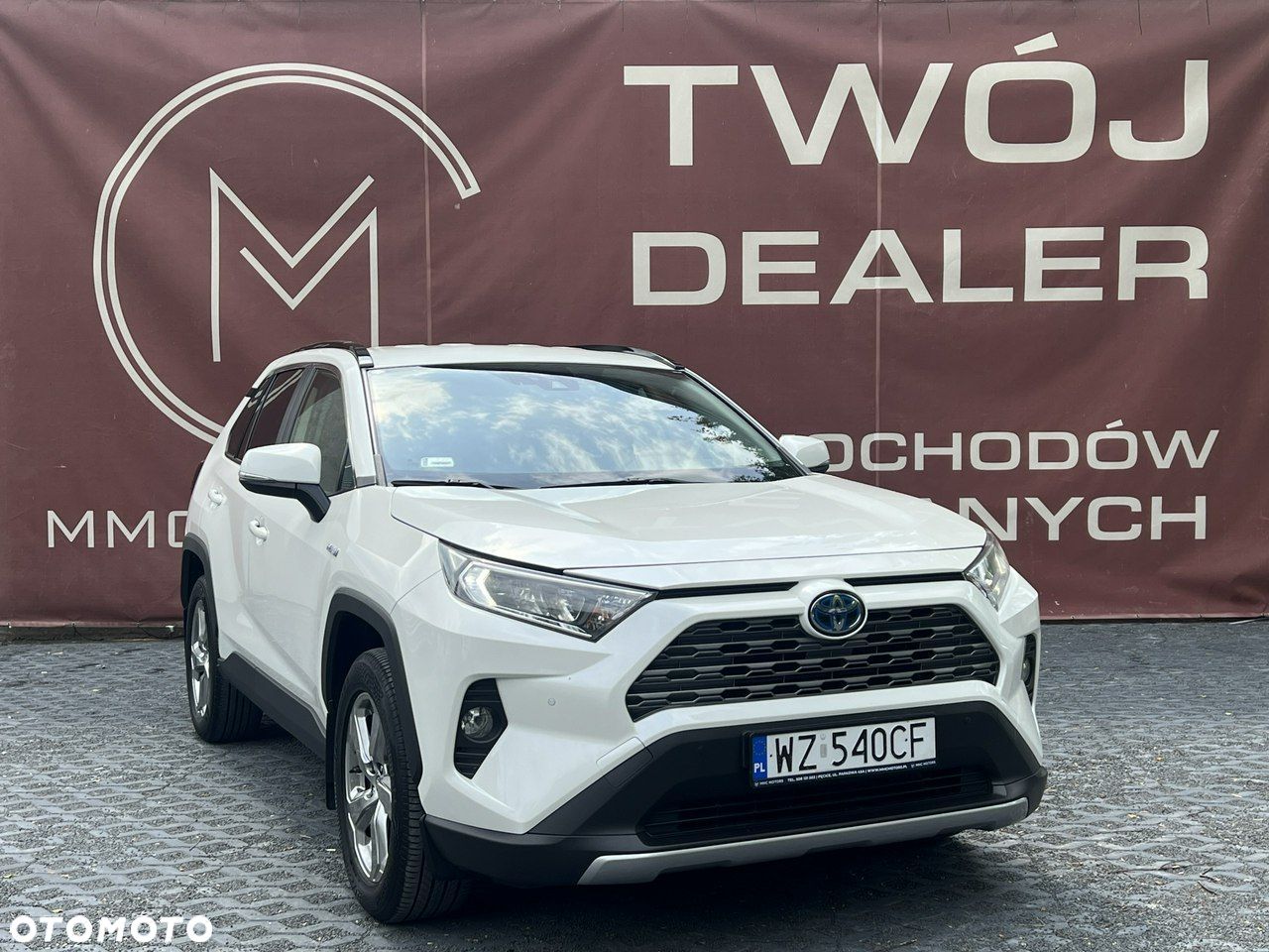 Toyota RAV4 - 1