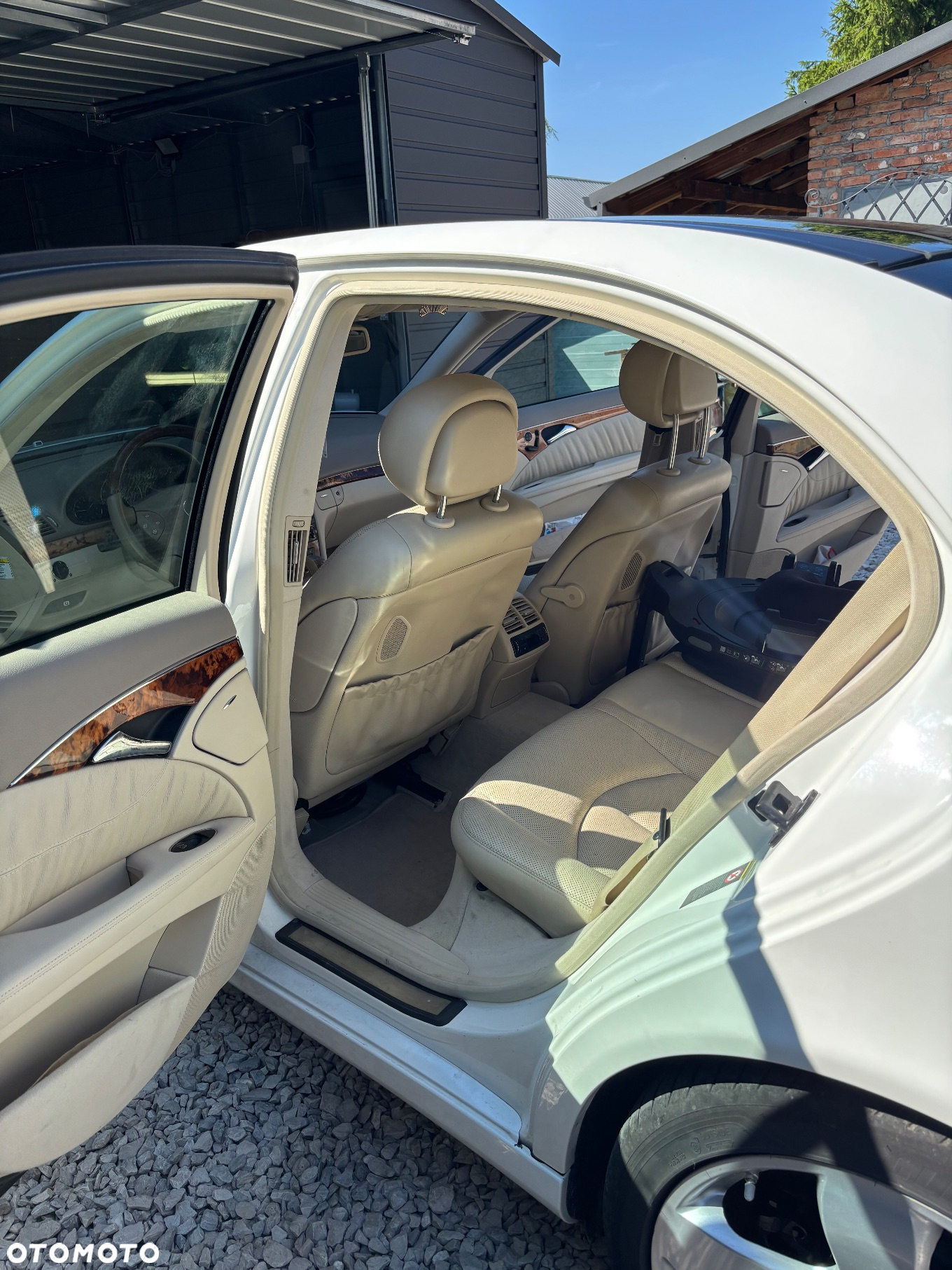 Mercedes-Benz Klasa E 500 4Matic Automatik Elegance - 4