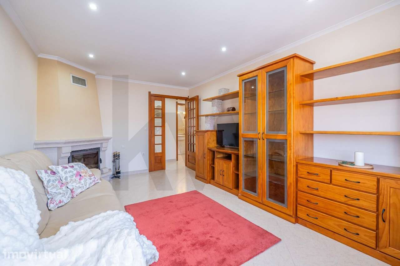 Apartamento T3 - ALMADA, Pragal com 100m2
