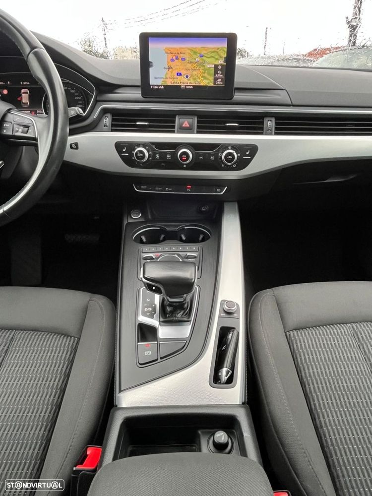 Audi A4 Avant 2.0 TDI Advance S tronic - 10