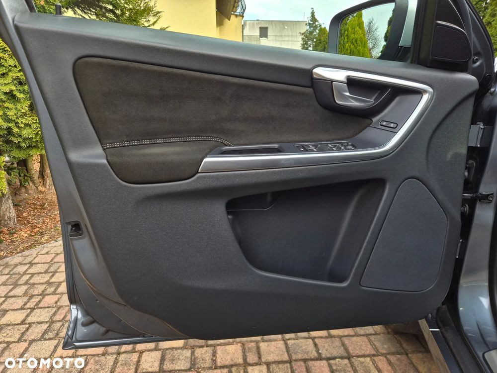 Volvo XC 60 - 14