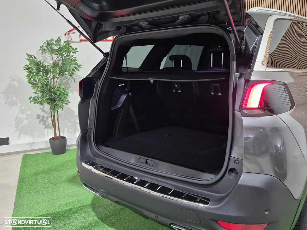 Peugeot 5008 1.6 BlueHDi GT Line - 42